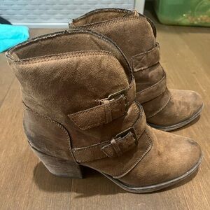 Rocket dog ankle boots